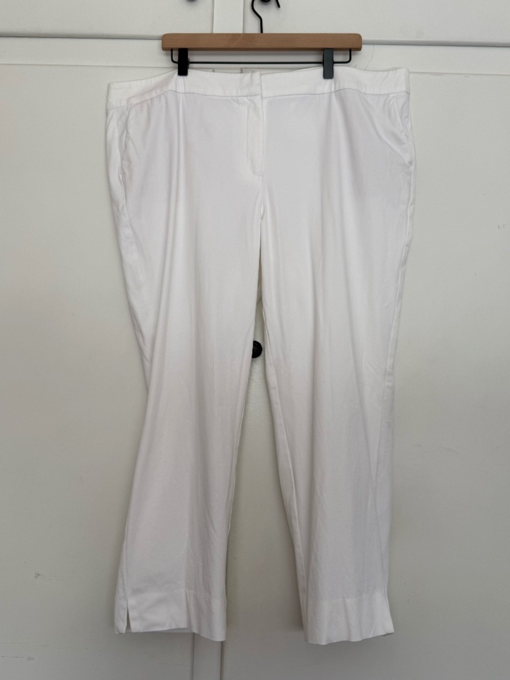 EUC Sejour Size 20W White Dress Pants